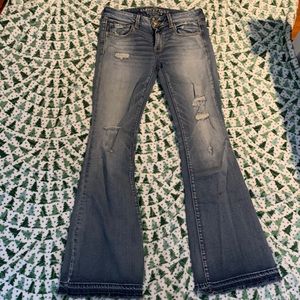 American eagle distressed flare jeans! 🤩